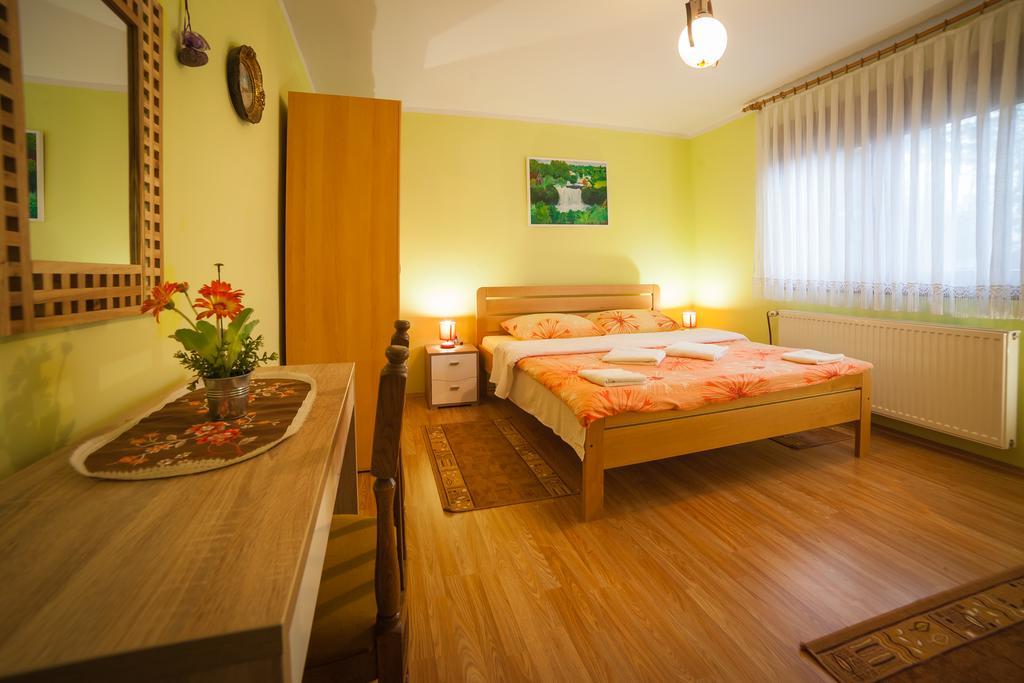 Apartment Zalac Slunj Eksteriør billede