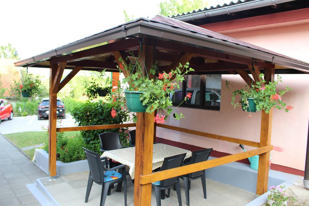 Apartment Zalac Slunj Eksteriør billede